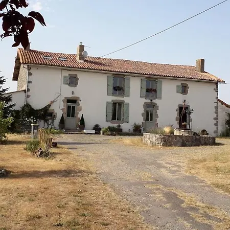 Le Magnoux Panzió Amailloux